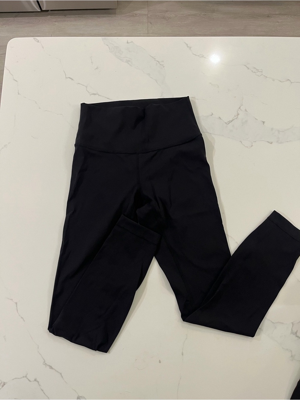 Lululemon wunder under leggings 4 25 inch luxtreme